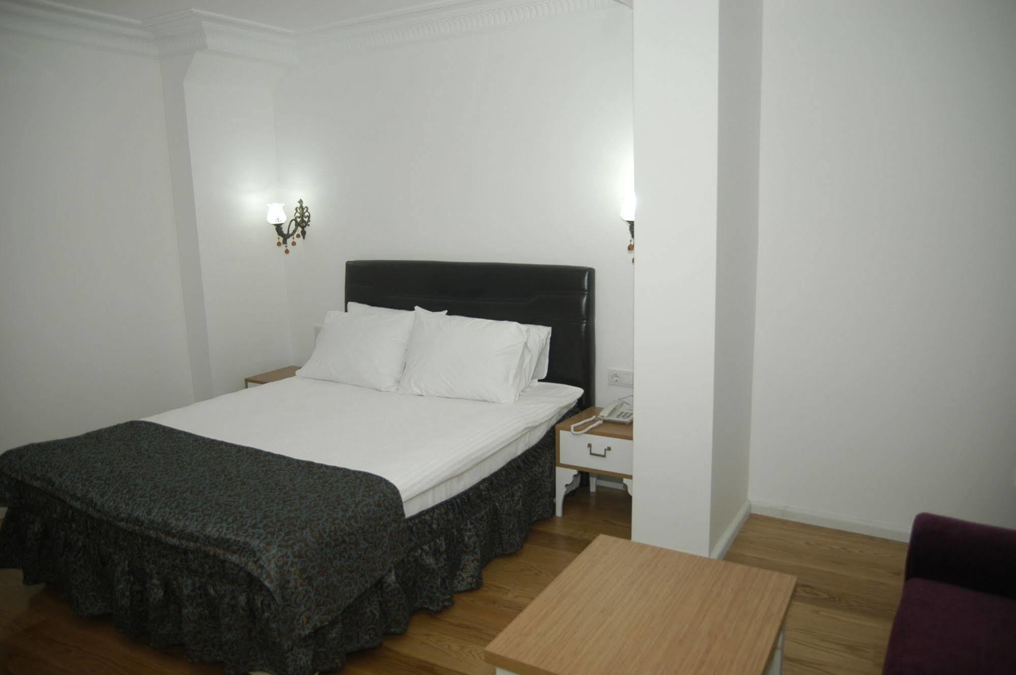 Jakaranda Hotel Κωνσταντινούπολη Εξωτερικό φωτογραφία
