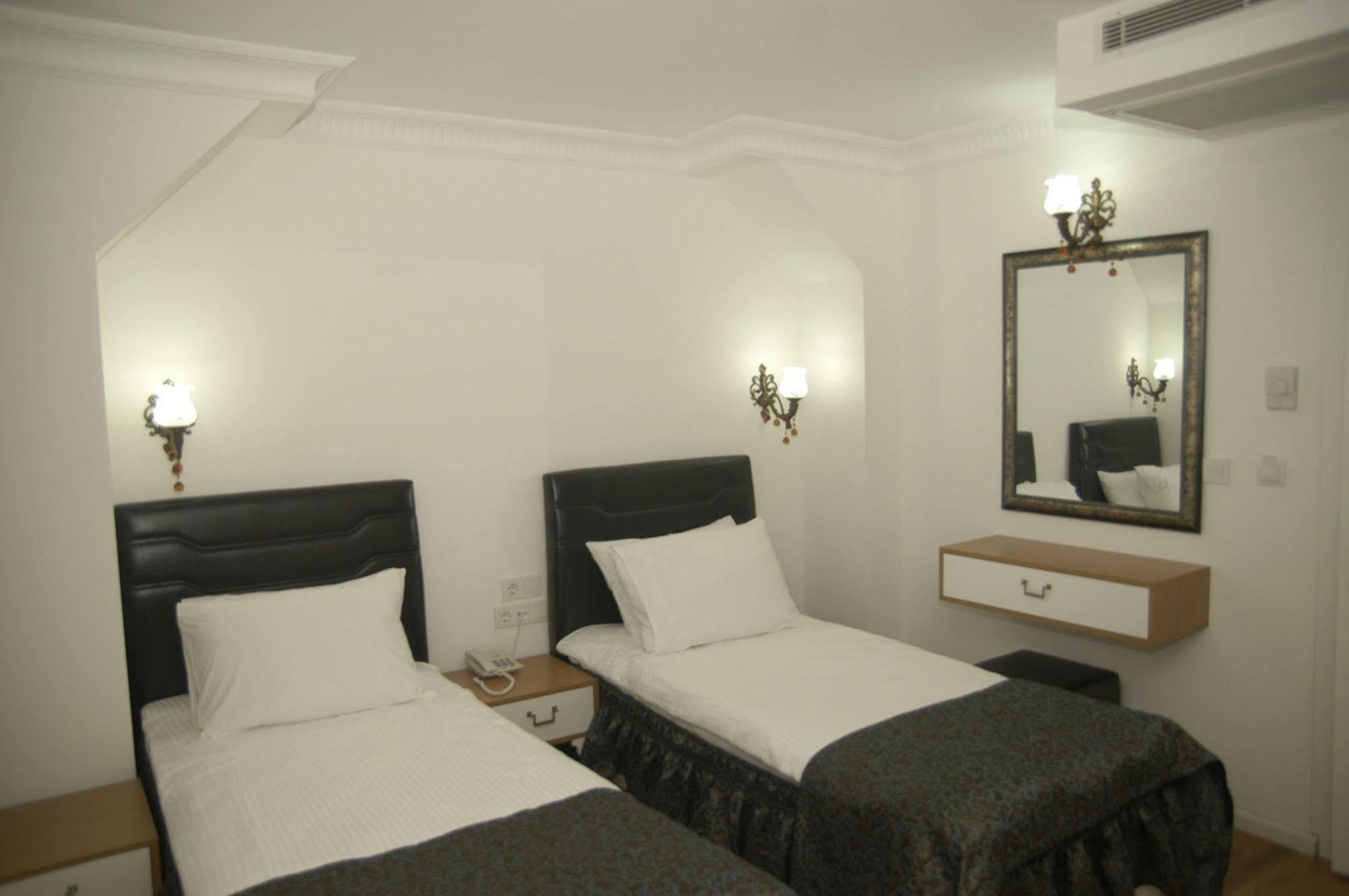 Jakaranda Hotel Κωνσταντινούπολη Εξωτερικό φωτογραφία
